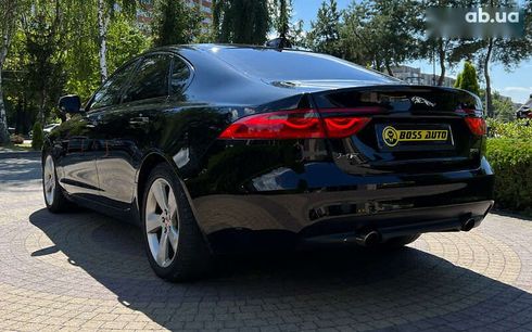 Jaguar XF 2017 - фото 5