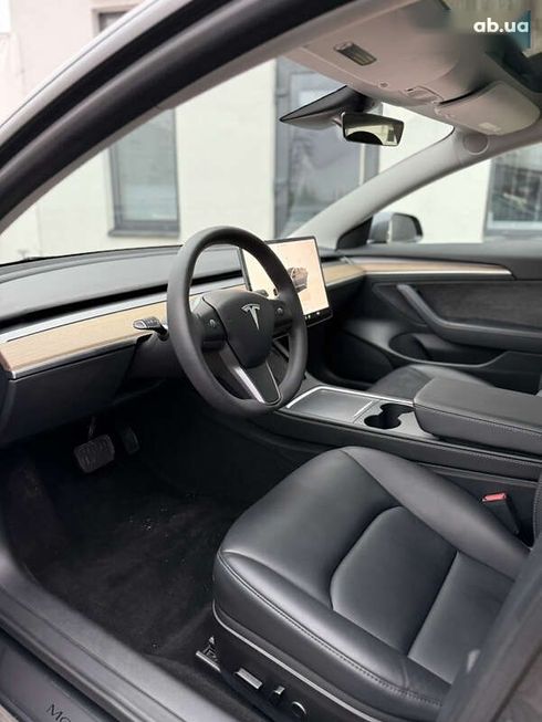 Tesla Model 3 2023 - фото 19