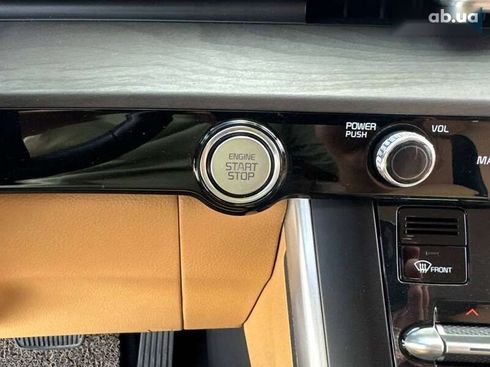 Kia Carnival 2021 - фото 13