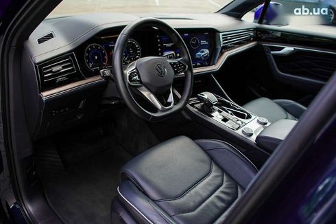 Volkswagen Touareg 2022 - фото 24