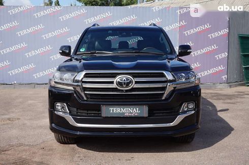 Toyota Land Cruiser 2019 - фото 2