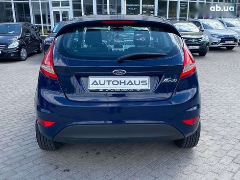 Ford Fiesta 2011 - фото 5