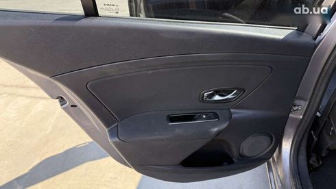 Renault Fluence 2013 - фото 25