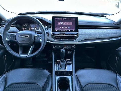 Jeep Compass 2022 - фото 11