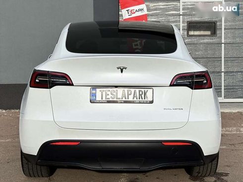 Tesla Model Y 2023 - фото 9