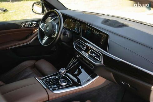 BMW X5 2022 - фото 28