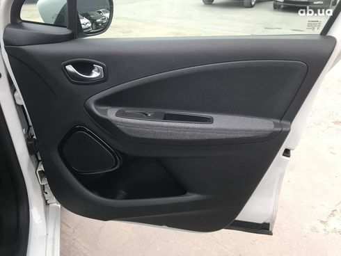 Renault Zoe 2020 белый - фото 13