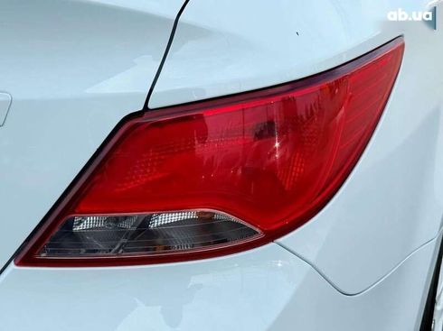 Hyundai Solaris 2016 - фото 20