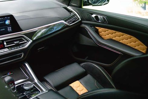 BMW X5 M 2020 - фото 25
