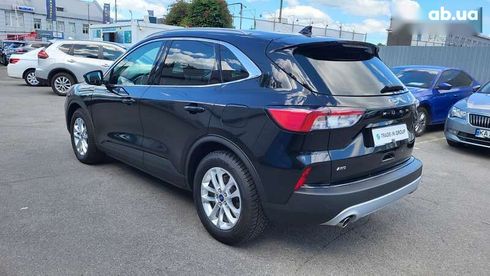 Ford Kuga 2020 - фото 21