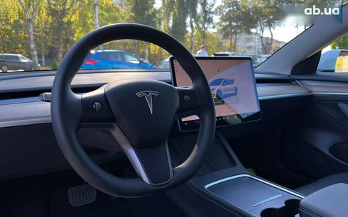 Tesla Model 3 2022 - фото 19