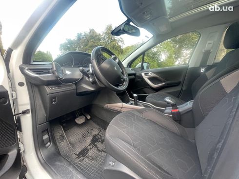 Peugeot 2008 2013 белый - фото 22