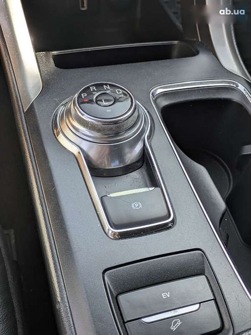 Ford Fusion 2016 - фото 15