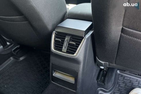 Skoda Octavia 2017 - фото 13