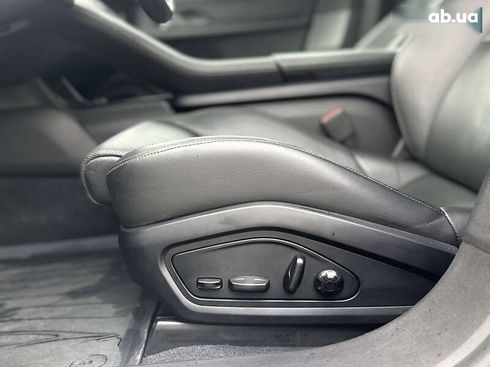 Porsche Taycan 2020 - фото 17