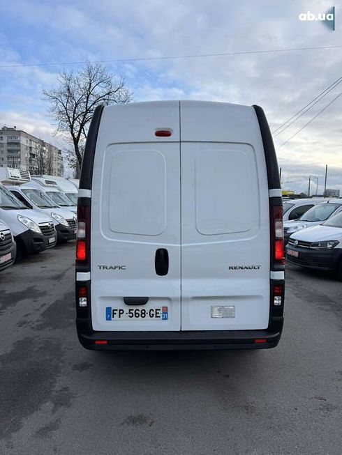 Renault Trafic 2020 - фото 9