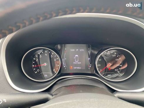 Jeep Compass 2019 - фото 13