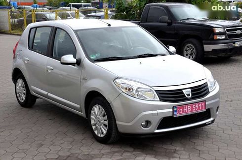 Dacia Sandero 2010 - фото 29