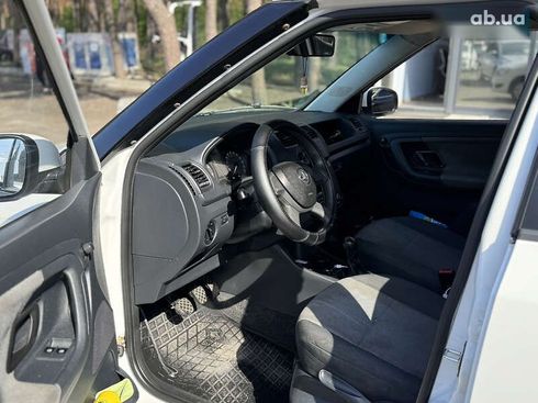 Skoda Fabia 2013 - фото 9