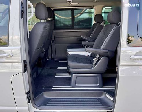 Volkswagen Multivan 2020 - фото 26