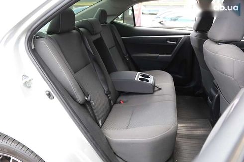 Toyota Corolla 2018 - фото 11