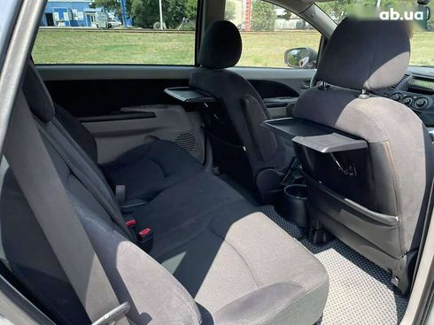 Mitsubishi Grandis 2006 - фото 22