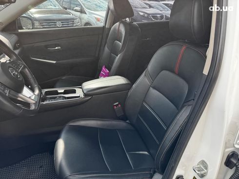 Nissan Sentra 2020 белый - фото 25