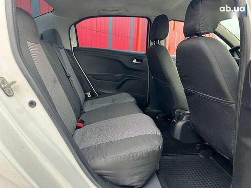 Peugeot 301 2016 - фото 9