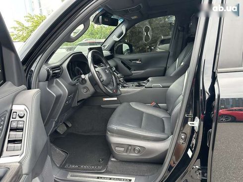 Toyota Land Cruiser 2022 - фото 27