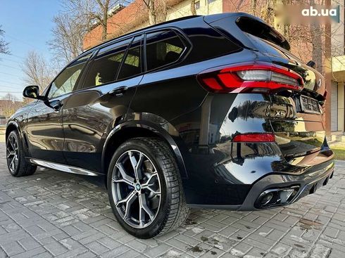 BMW X5 M 2021 - фото 22