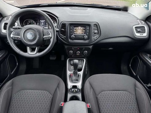 Jeep Compass 2018 - фото 21