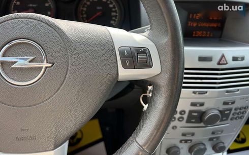 Opel Astra 2012 - фото 22