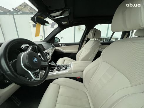 BMW X5 2021 - фото 25