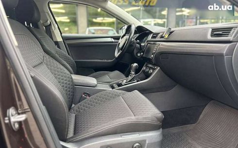 Skoda Superb 2016 - фото 15