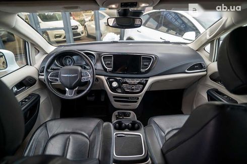 Chrysler Pacifica 2021 - фото 22