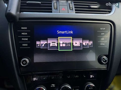 Skoda Octavia 2019 - фото 14