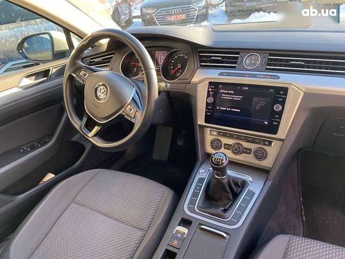 Volkswagen Passat 2018 - фото 9