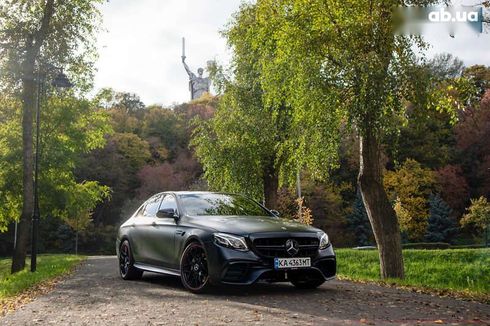 Mercedes-Benz E-Класс 2017 - фото 5