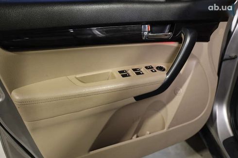 Kia Sorento 2012 - фото 11