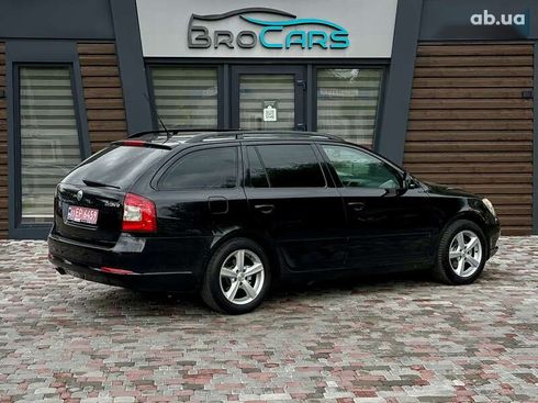 Skoda Octavia 2010 - фото 5