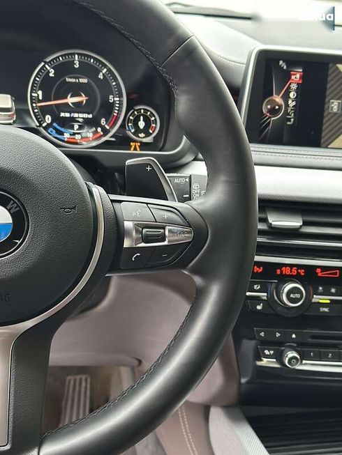 BMW X5 2016 - фото 16