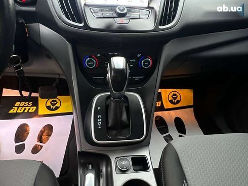Ford C-Max 2017 - фото 13
