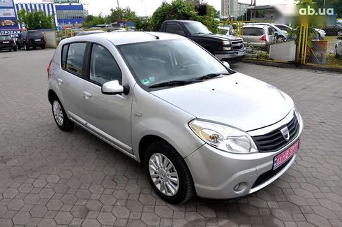 Dacia Sandero 2010 - фото 3