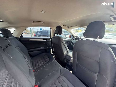 Ford Fusion 2020 - фото 13