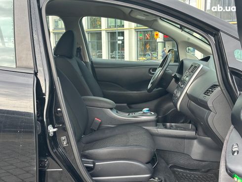 Nissan Leaf 2015 черный - фото 20
