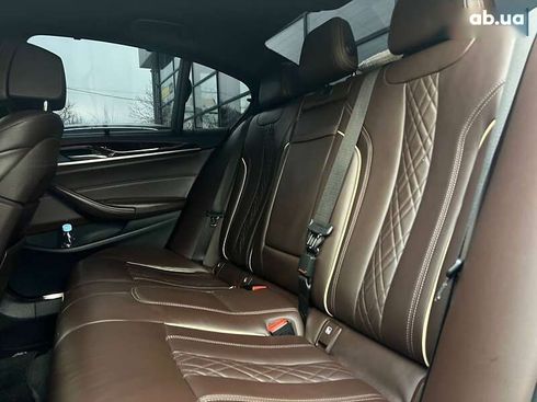 BMW 5 серия 2018 - фото 25