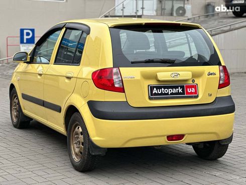 Hyundai Getz 2008 желтый - фото 5