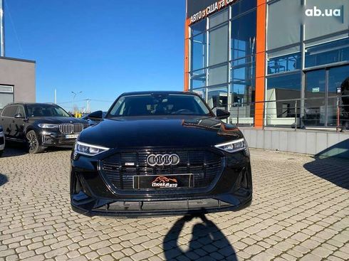 Audi E-Tron 2020 - фото 2