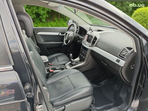 Chevrolet Captiva 2012 черный - фото 9