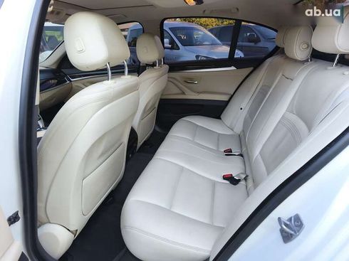 BMW 5 серия 2014 - фото 11